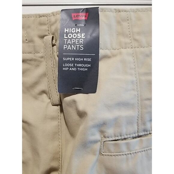 NWT Levis High Rise Loose Tapered Pleated Tan Khaki Pants Size 32 X 30 No Belt - Picture 6 of 12